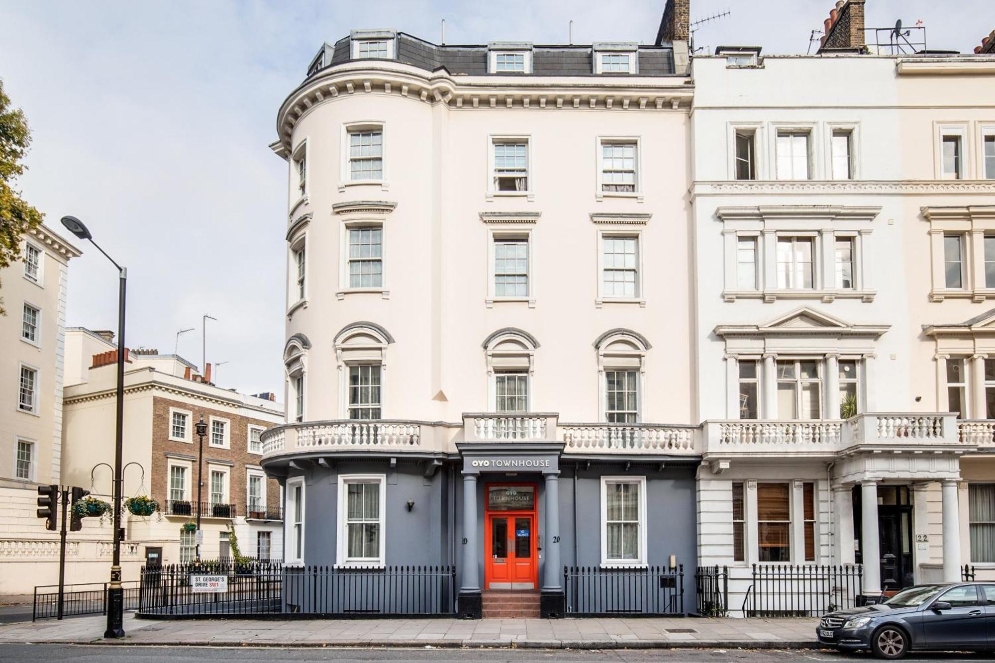 Hotel Oyo Townhouse New England, London Victoria Exterior foto