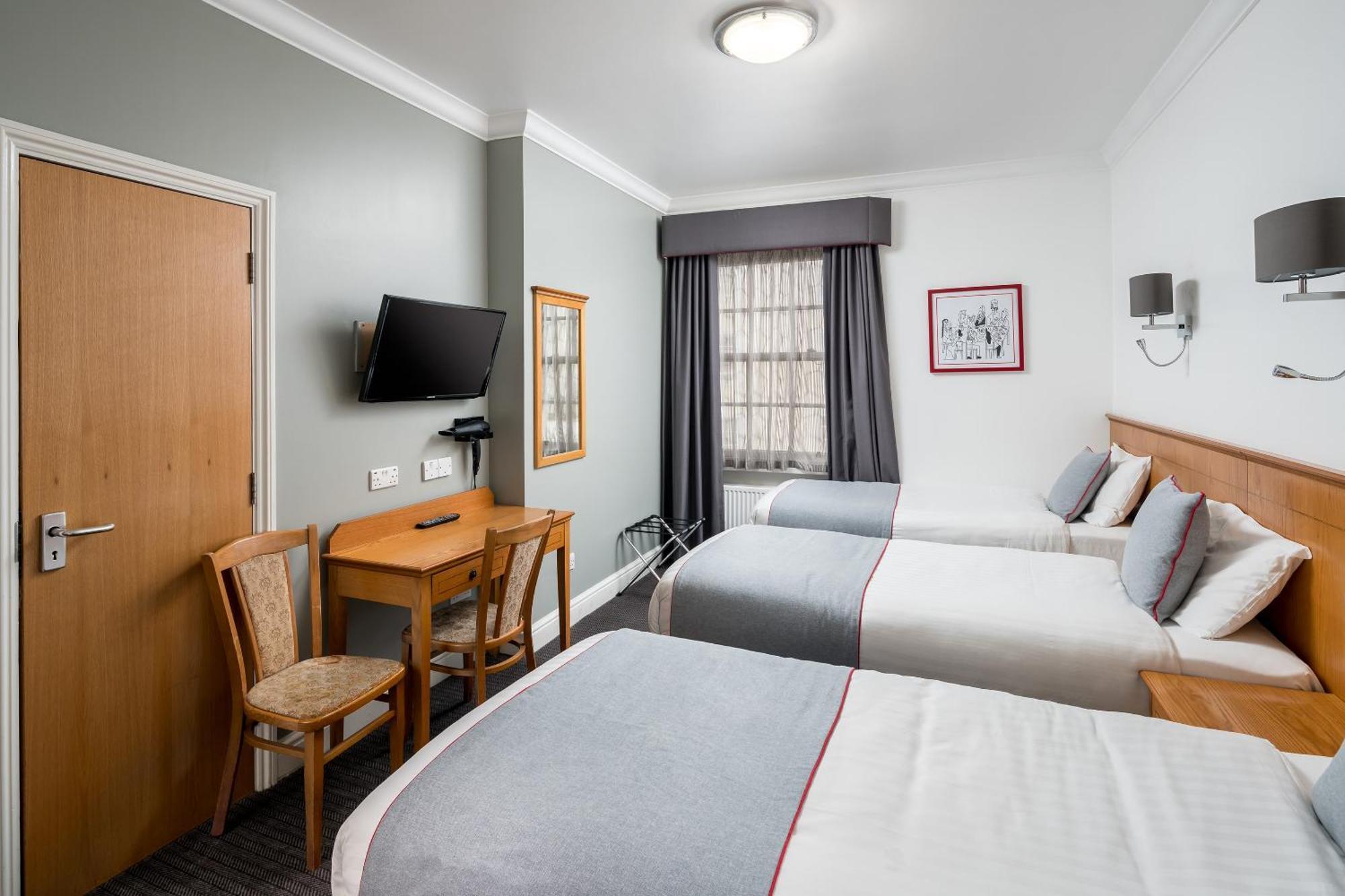 Hotel Oyo Townhouse New England, London Victoria Exterior foto