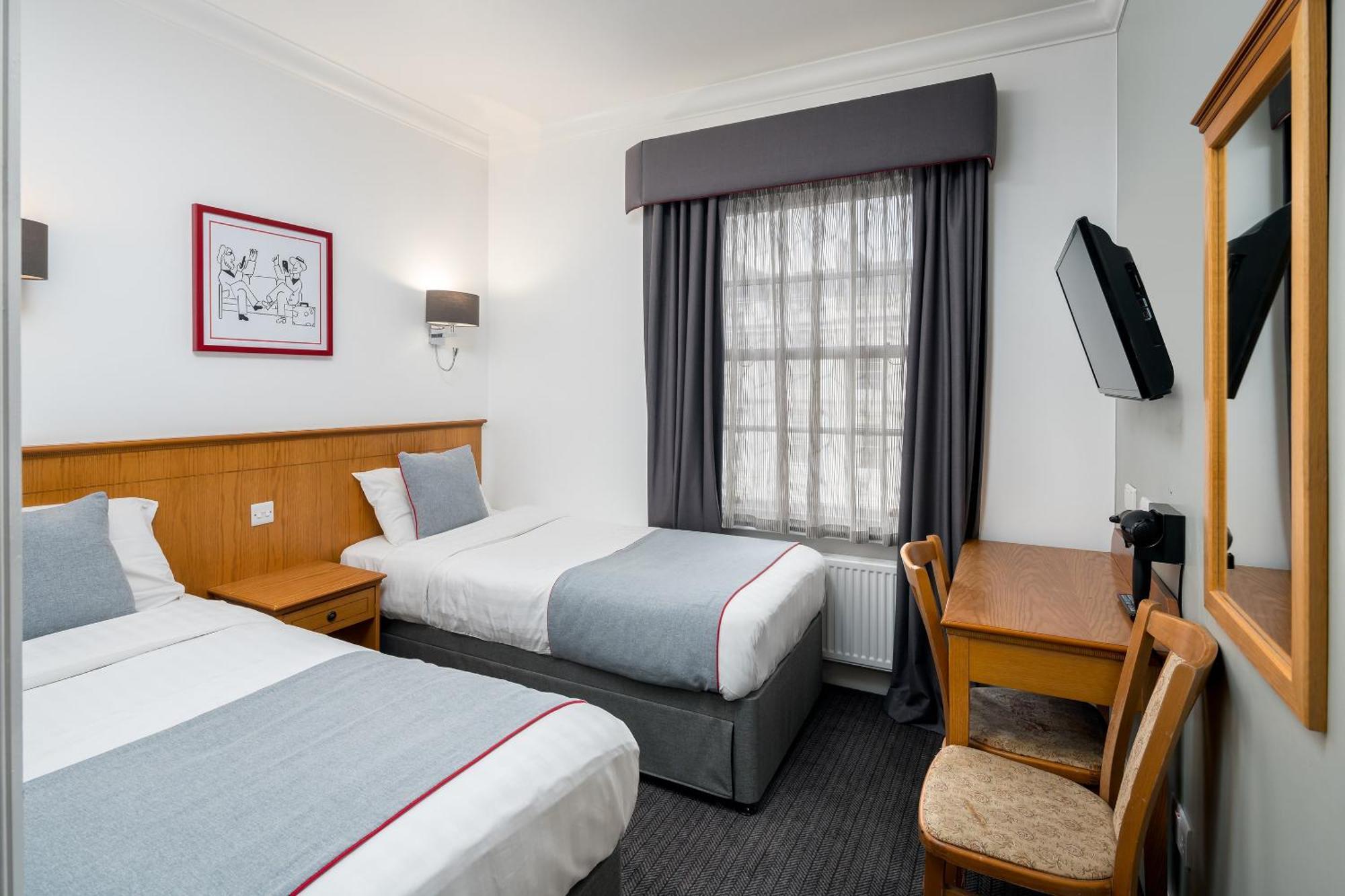 Hotel Oyo Townhouse New England, London Victoria Exterior foto